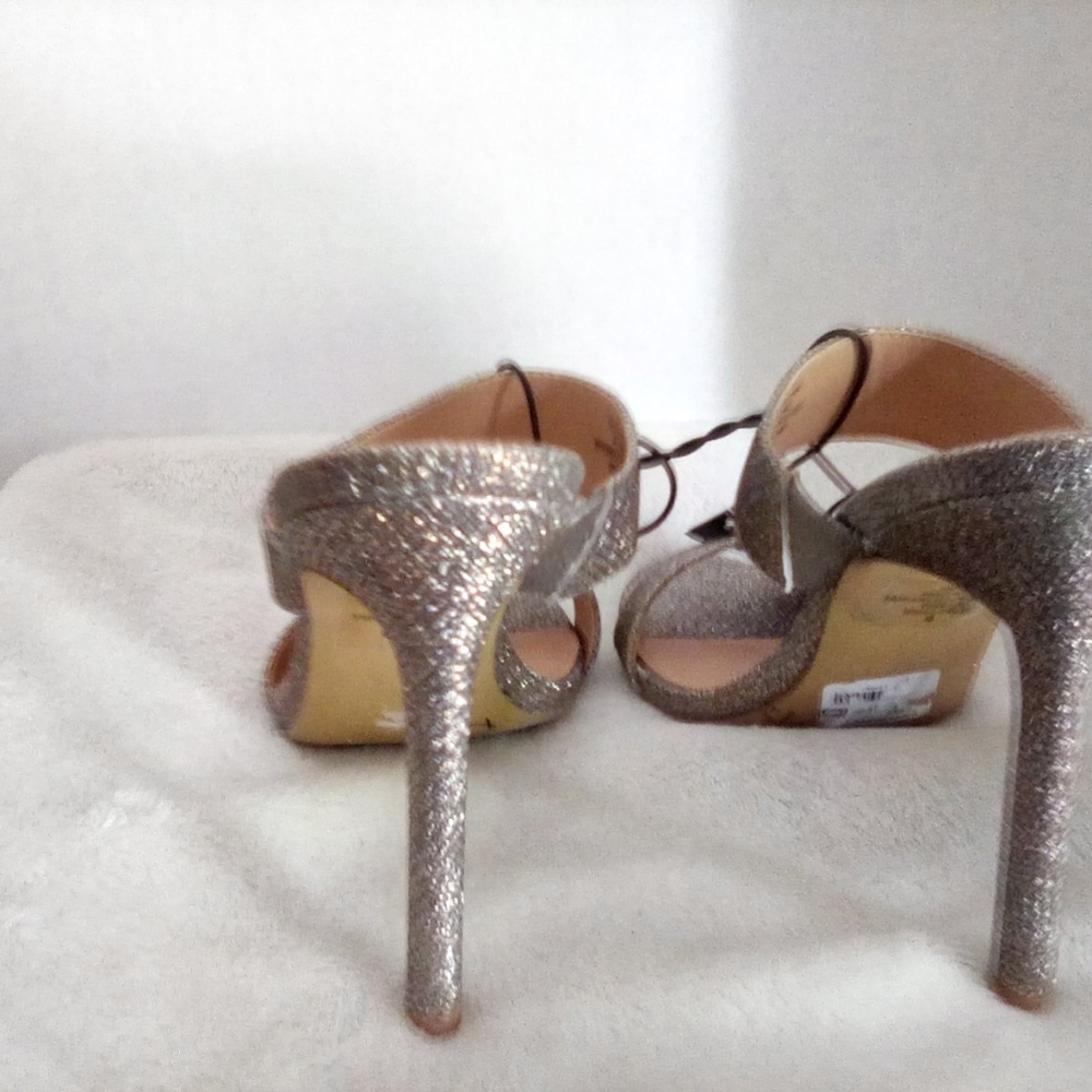 🆕 Express Shimmer Backless Heels - Picture 3 of 5